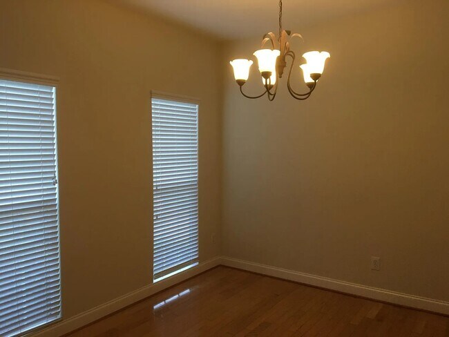 Building Photo - 2915 Atwood Rd