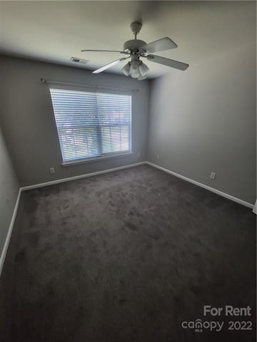 Foto del edificio - 8836 Stags Leap Ct