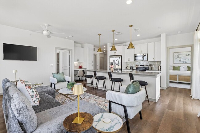 Foto del edificio - 1301 Leah Ave