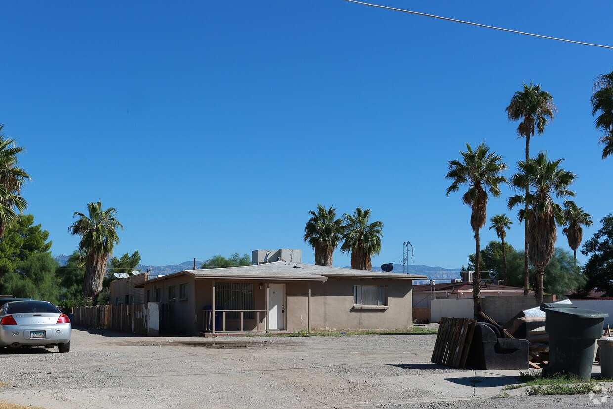 Foto principal - 5721 E 28th St