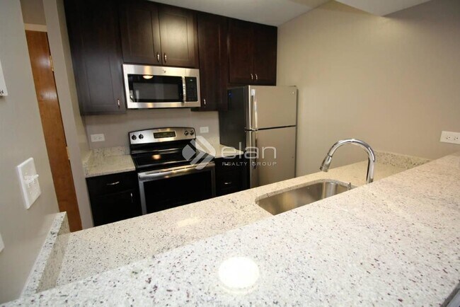 Foto del edificio - 1802 N Halsted St