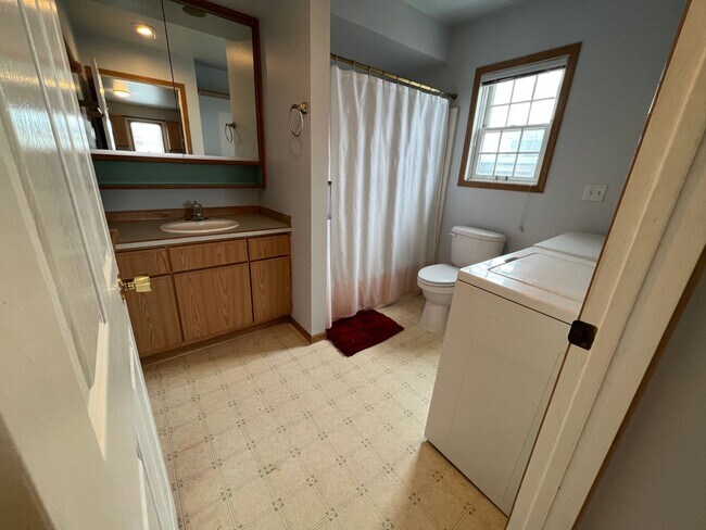 Building Photo - 4112 3rd Ave N