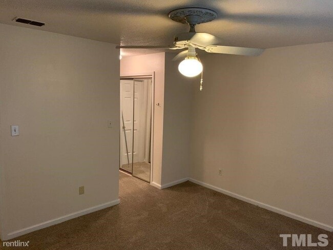 Building Photo - 111 Killam Ct