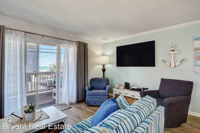 Building Photo - 2 br, 2 bath House - 1609 Carolina Beach A...