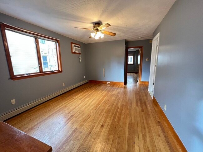 Foto del edificio - 10 Folsom Ct