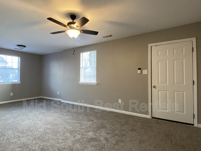 Foto del edificio - 1503 S Montgomery St