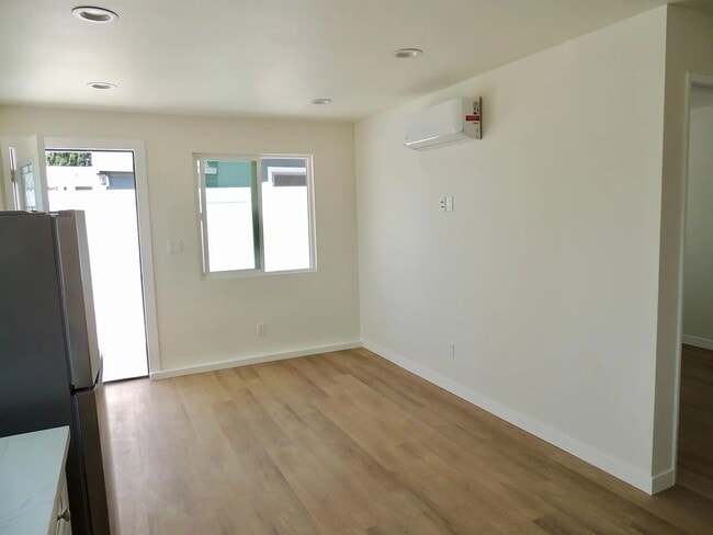 Building Photo - 22851 Valerio St