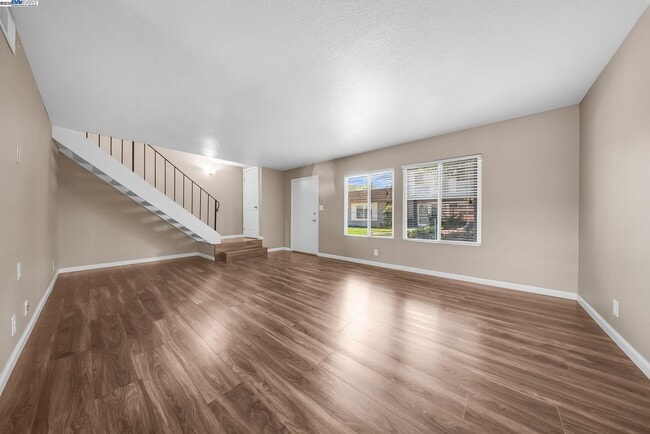 Building Photo - 4446 Seminole Way