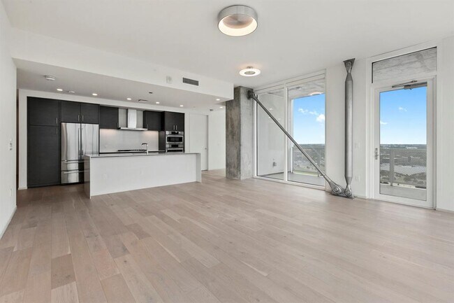 Foto del edificio - 301 West Ave