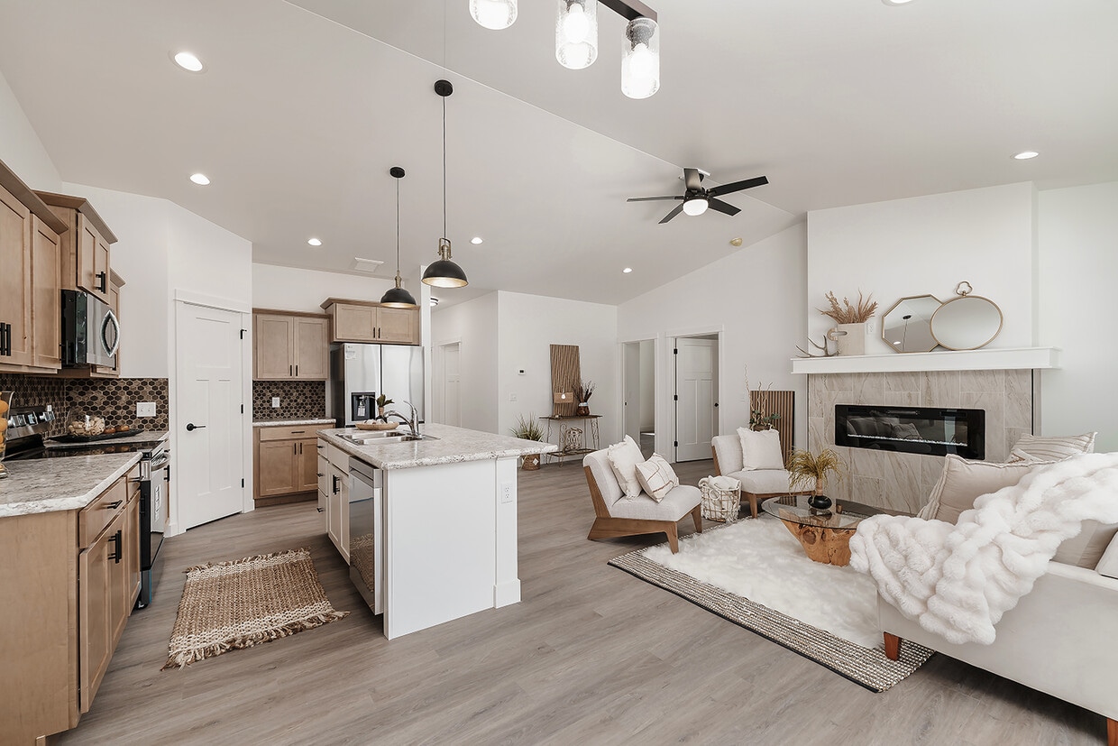 Foto principal - 5917 Little River Loop