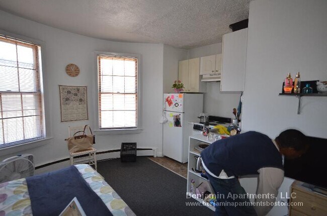 Foto del edificio - 28 S Huntington Ave