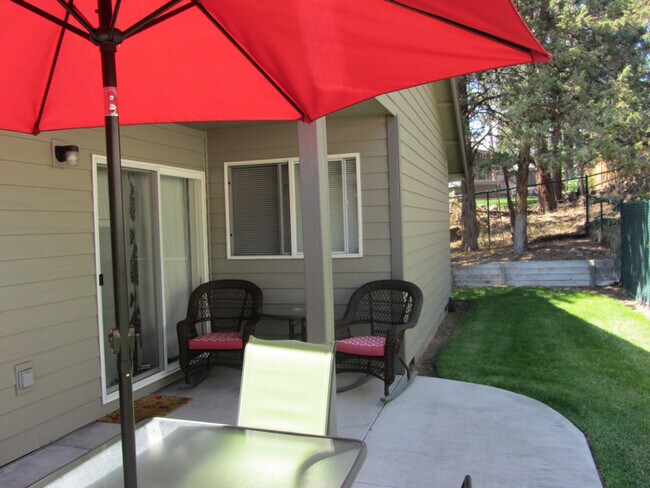 Foto del edificio - 1636 SE Virginia Rd