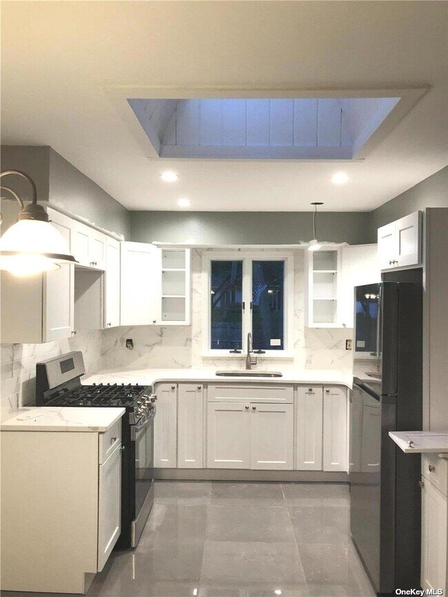 Building Photo - 1 Gemini Ln