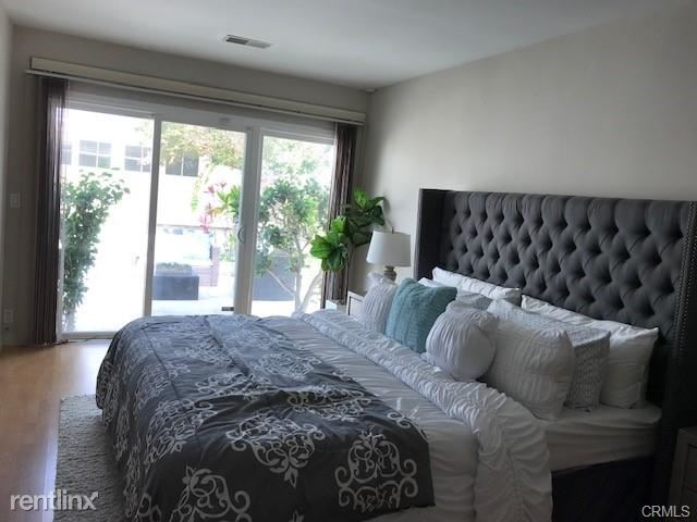 Foto del edificio - 3 br, 2 bath House - 8217 Creighton Ave