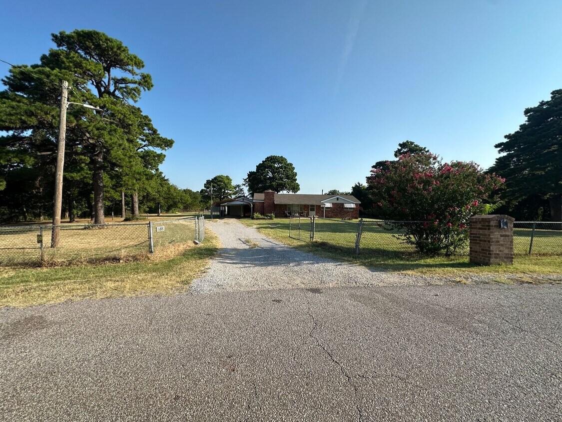 Photo - 16881 Beau Kay Dr.