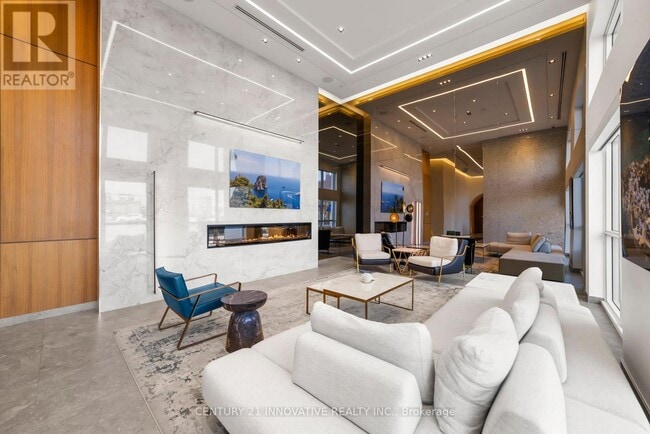 Building Photo - 509 Dundas St W