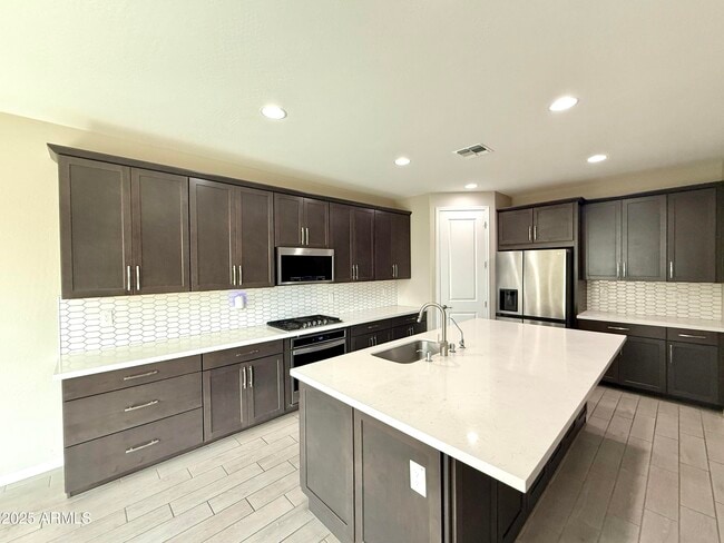 Foto del edificio - 5542 N 107th Ln