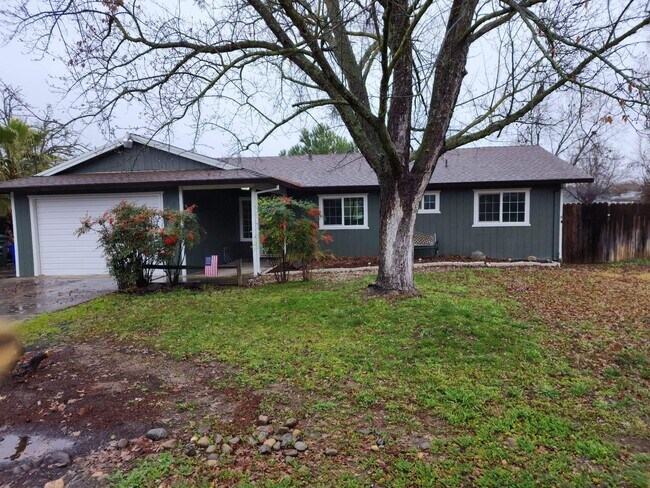 Building Photo - 2789 Elm St