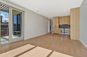 Interior Photo - Vivre