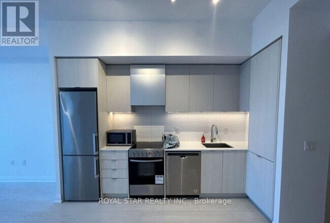 Building Photo - 30 Gibbs Rd