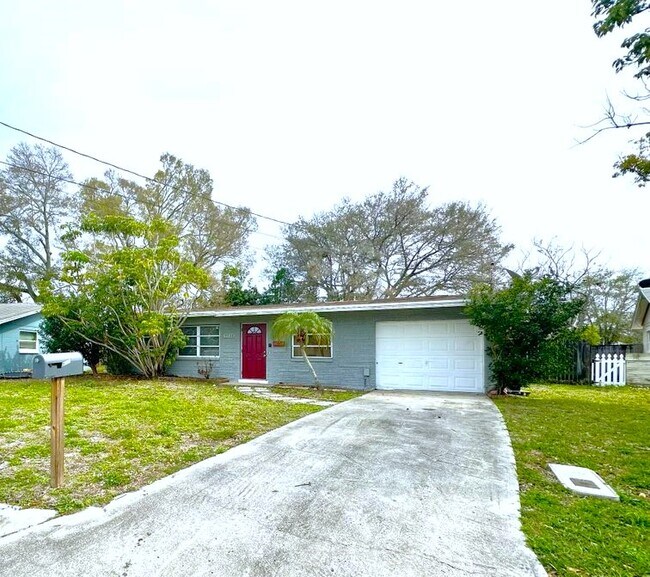 93309352 52nd Way N, Pinellas Park, FL 33782 House Rental in