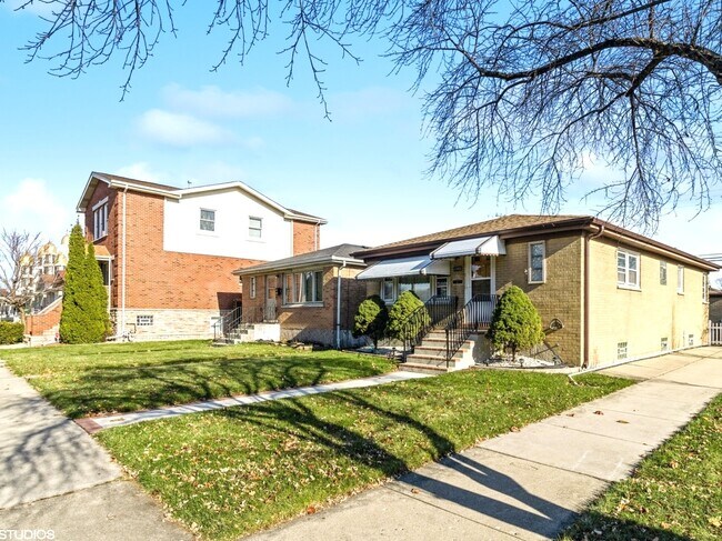 Foto del edificio - 4901 N Clifton Ave