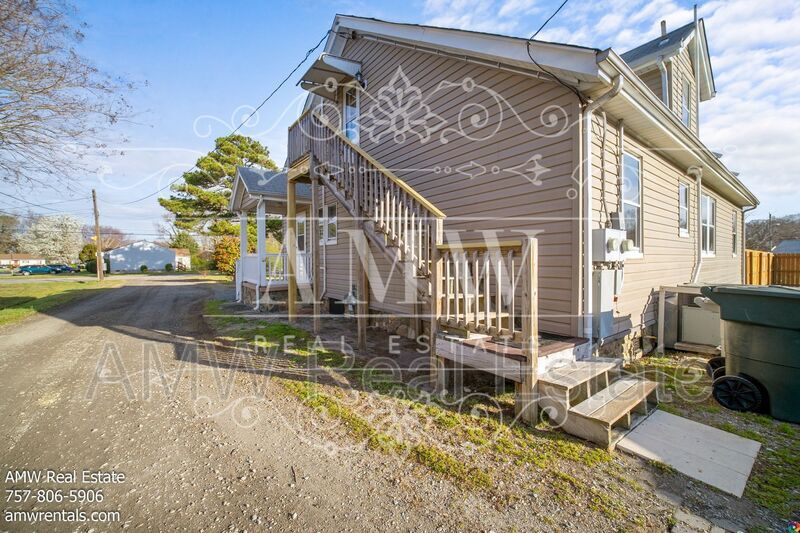 Primary Photo - 1270 Old Buckroe Rd