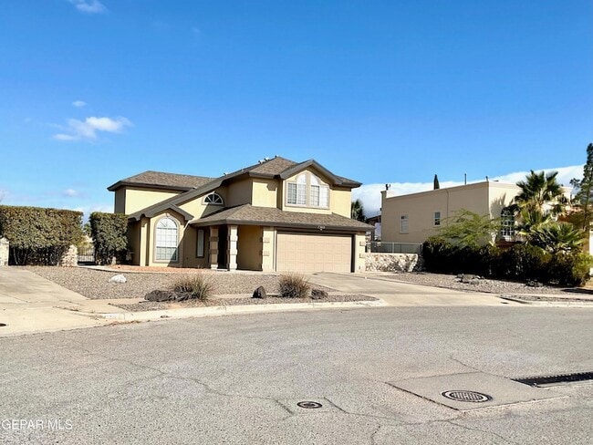 Building Photo - 7369 Luz De Lumbre Ave
