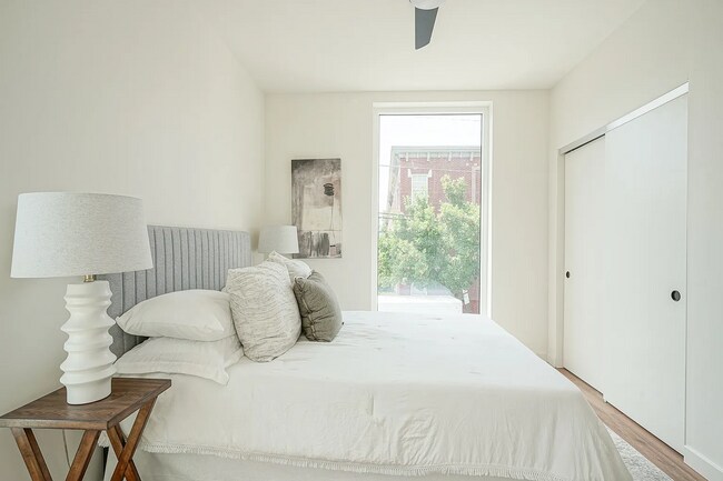 Foto del edificio - 1301 Bainbridge St
