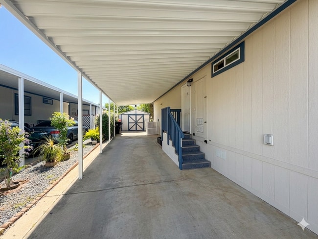 Building Photo - 15420 Olde Hwy 80