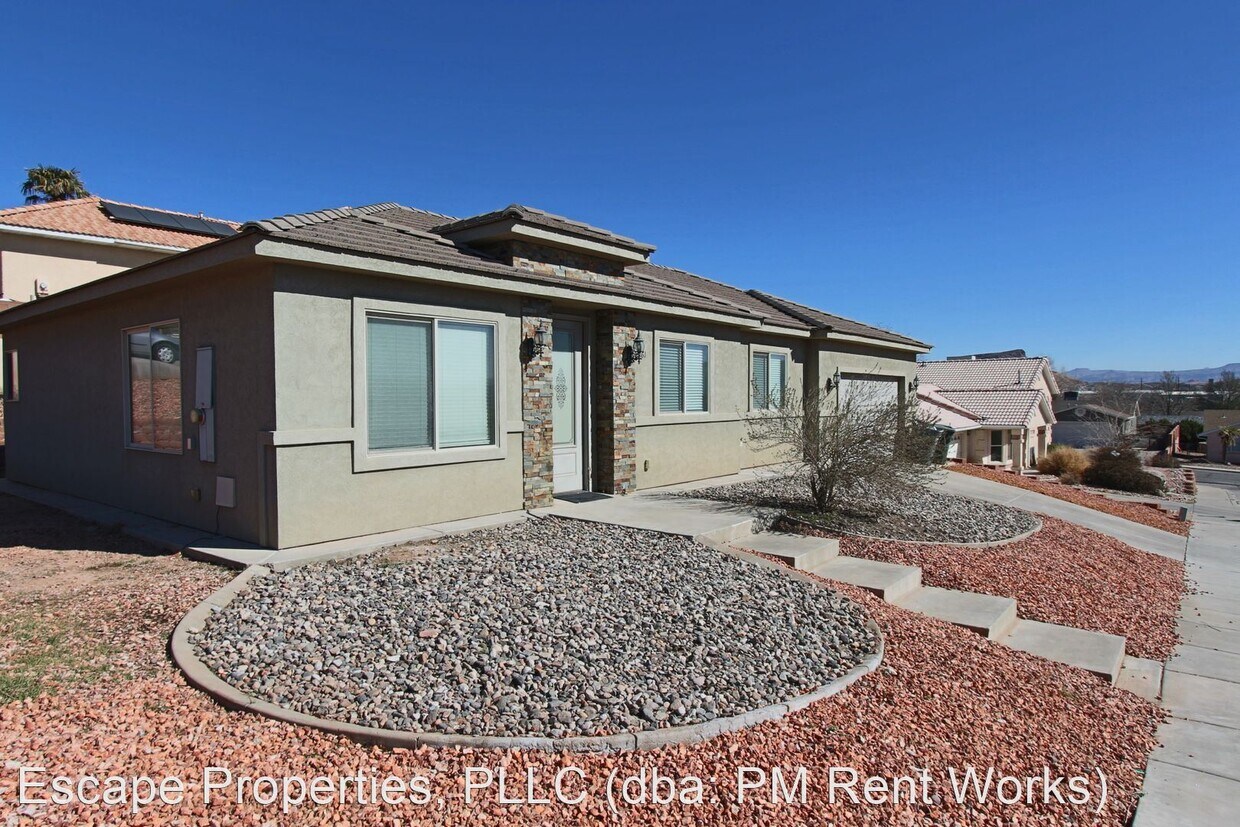 Primary Photo - 3 br, 2 bath House - 2761 E. 175 N.