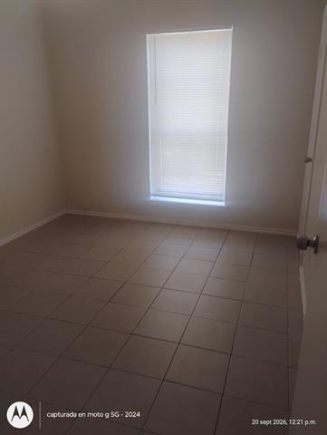 Building Photo - 1426 Shorecrest Dr