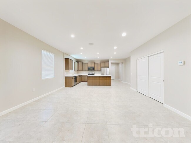 Foto del edificio - 30094 W Clarendon Ave