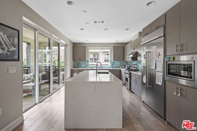Foto del edificio - 12534 W Fielding Circle