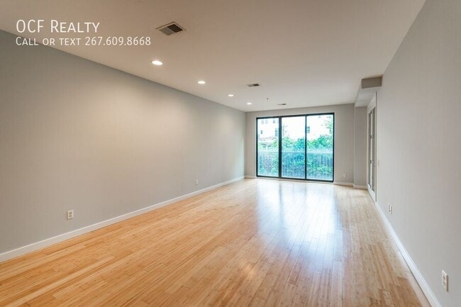 Building Photo - 950 N 3rd St