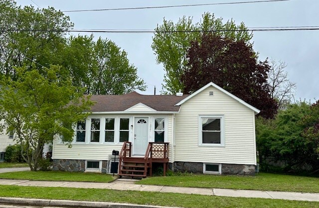 Foto principal - 1817 Lewis St