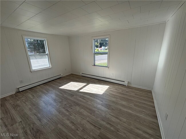 Building Photo - 109 Alley O