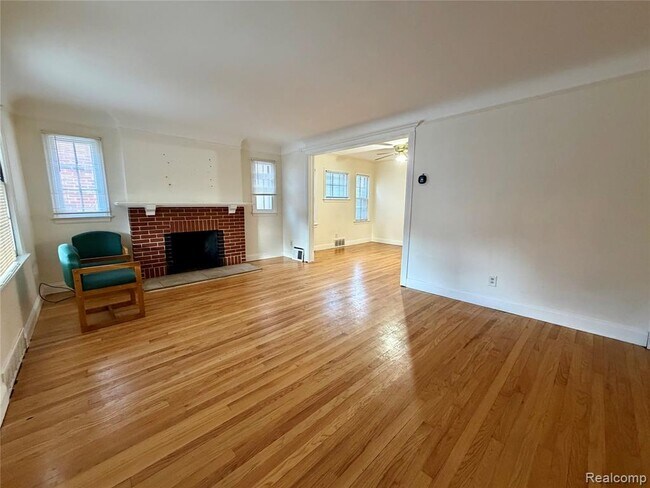 Foto del edificio - 6120 Middlesex St