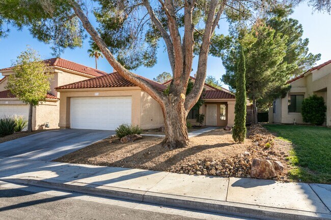 Foto del edificio - Beautifully Upgraded 3BD/2BA Home in Henderson’s Green Valley