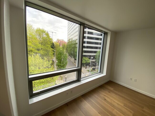 Building Photo - 1808 Minor Ave