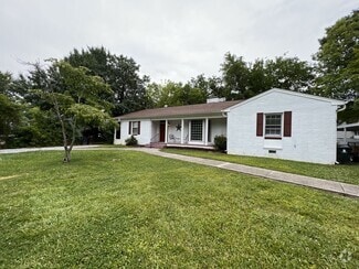 Building Photo - 110 Binford St