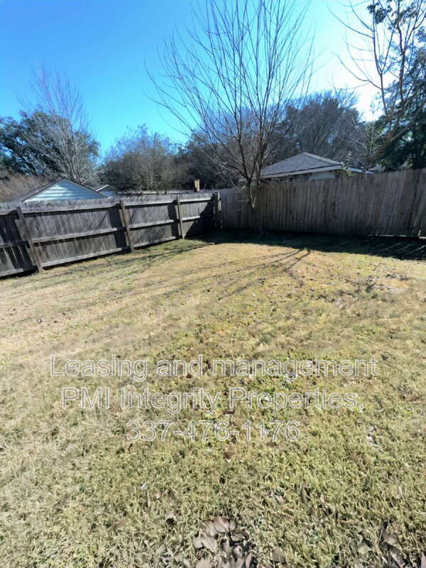 Building Photo - 418 Delgado Dr