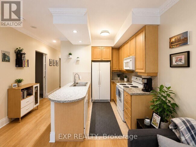 Building Photo - 10 Northtown Way