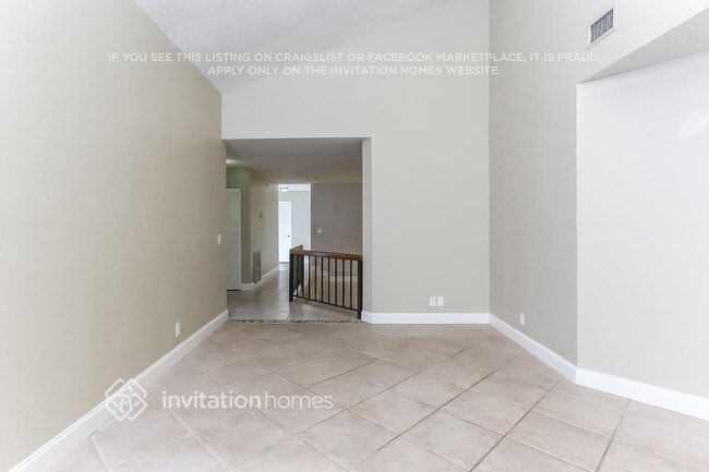 Foto del edificio - 1153 SW 25th Ave