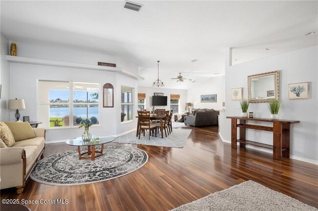 Foto del edificio - 935 Southlakes Way SW