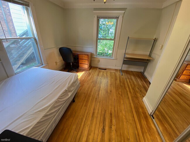 Building Photo - 6 br, 2 bath House - 935 Greenwood Ave 935...