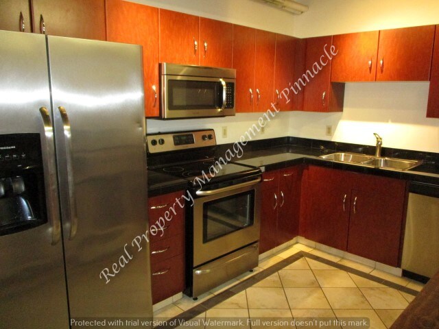Foto del edificio - 114 W. Adams Street #307