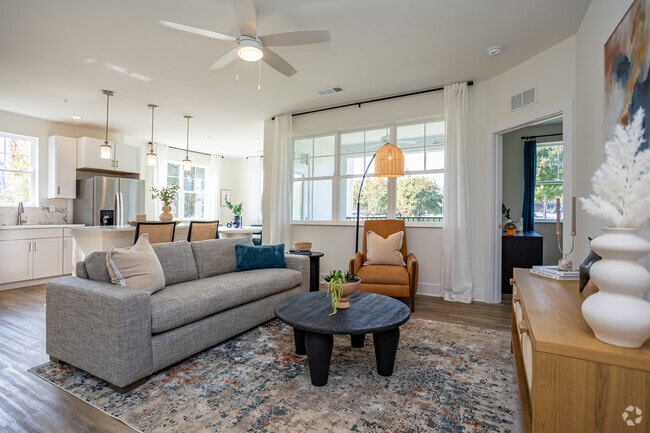 2BR, 2BA Crew - 1,185SF - Living Room - Anchor 934