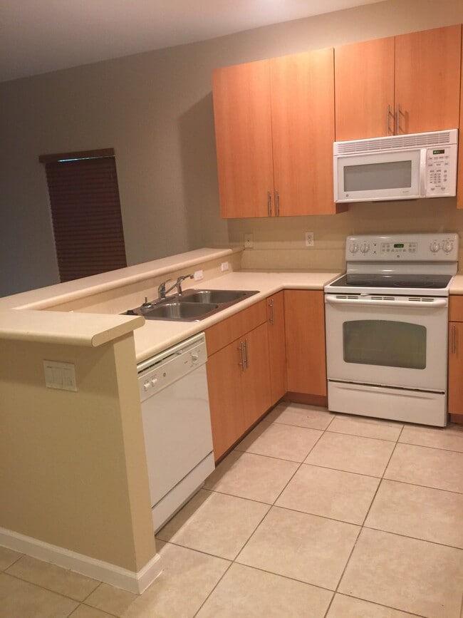 Foto del edificio - 3102 NW 24th Way