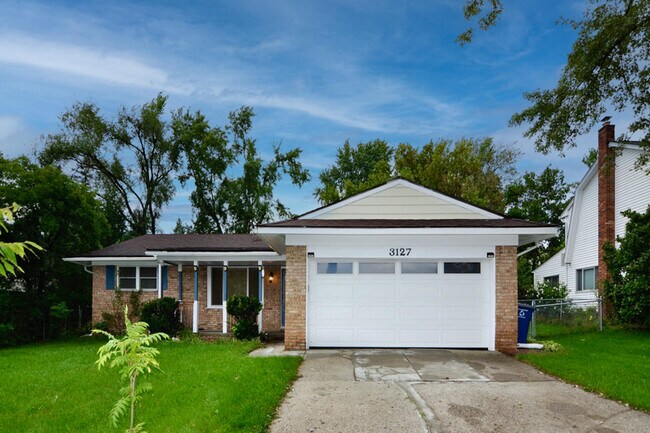 Foto del edificio - 3127 Plymouth Rd